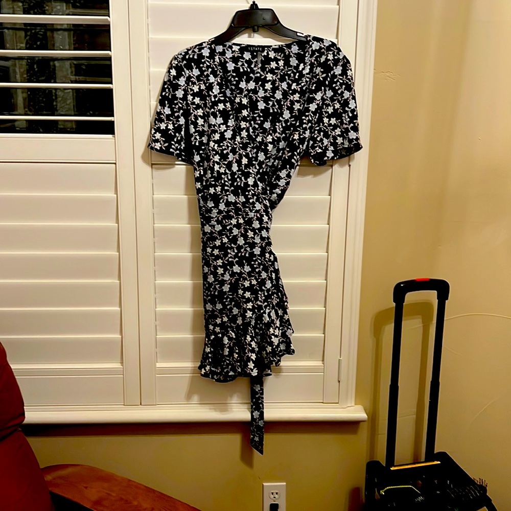 1 State Wrap dress size 8